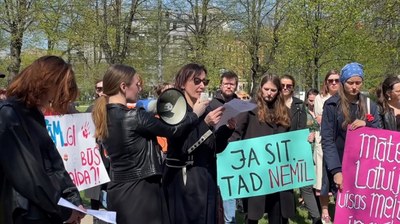 Demonstration mot våld mot kvinnor i Riga
