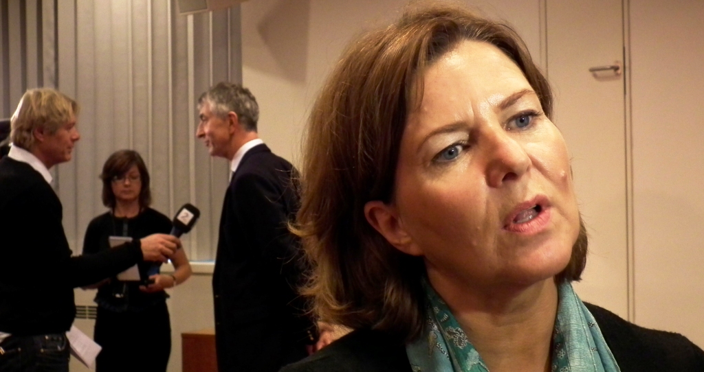 Hanne Bjurström presenterer NAV-sjef Foto: Björn Lindahl