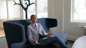 Digitaliseringen berör denna gång även de högutbildade