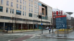 Sykehus vil doble antall helsefagarbeidere