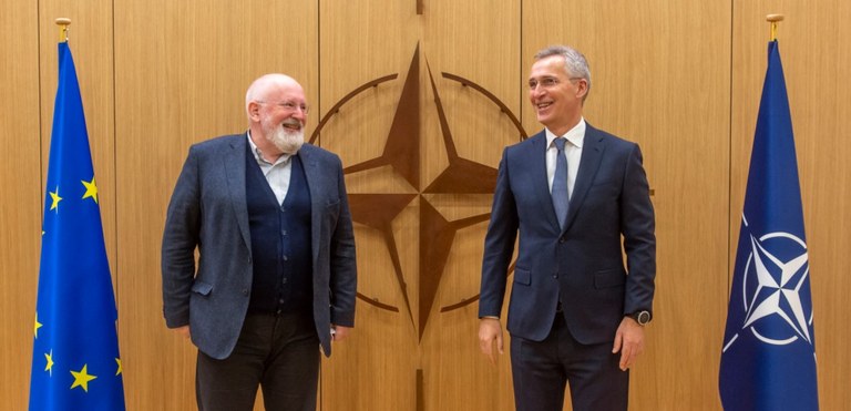 Frans Timmermans och Jens Stoltenberg Foto: Nato