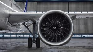 Dansk regeringsløfte om grøn flyvning skaber turbulens