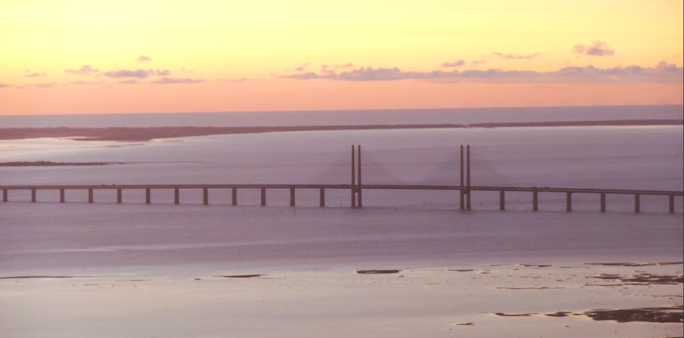 Öresundsbron i morgonljus Foto: Björn Lindahl