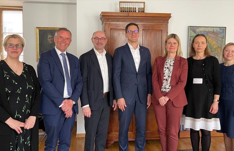 Hans Brask och den litauiske energiministern Dainius Kreivys Foto: Hemsida