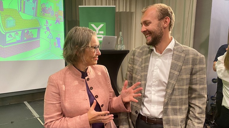 Trine Lise Sundnes og Erik Johan Tellefsen Lindøe Foto: Liv Hilde Hansen