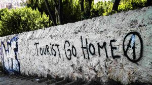 Gärna turism men på lokalbefolkningens villkor