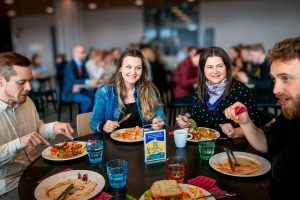 Lunchens roll på jobbet – Mer än en måltid 