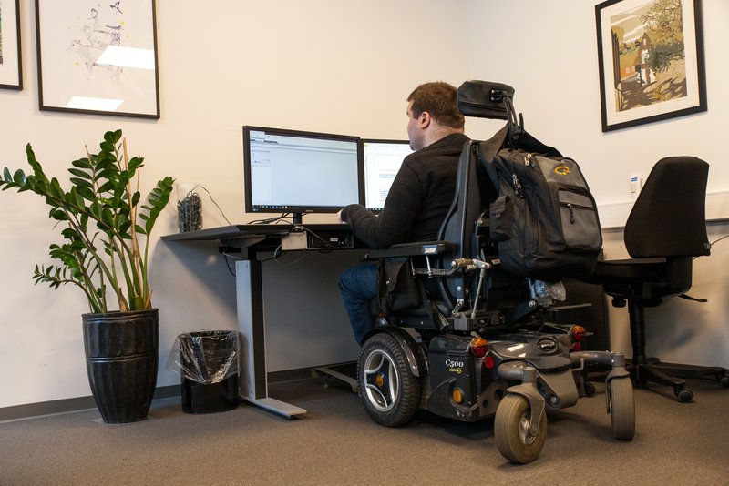 Distansearbeid kan få flere i arbeid